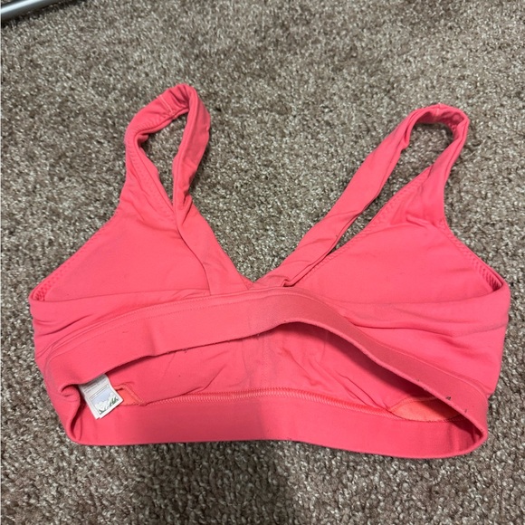 Aerie OFFLINE Women's Sports Bra - Picture 2 of 3